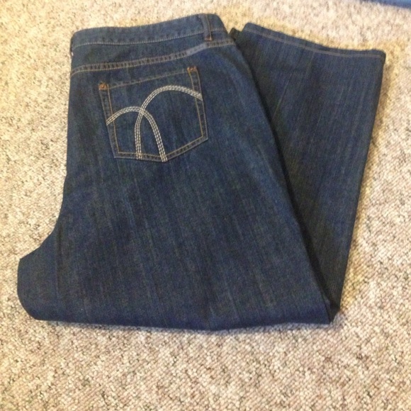 Liz Claiborne 22x30 0001 - Picture 1 of 4